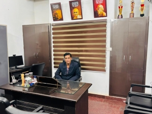 <b>Mr. Neeraj Kumar Tyagi</b> 
